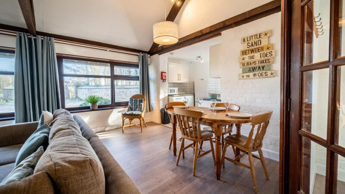 Charming 2 Bedroom Coastal Cottage Nr Bude Bagian luar foto