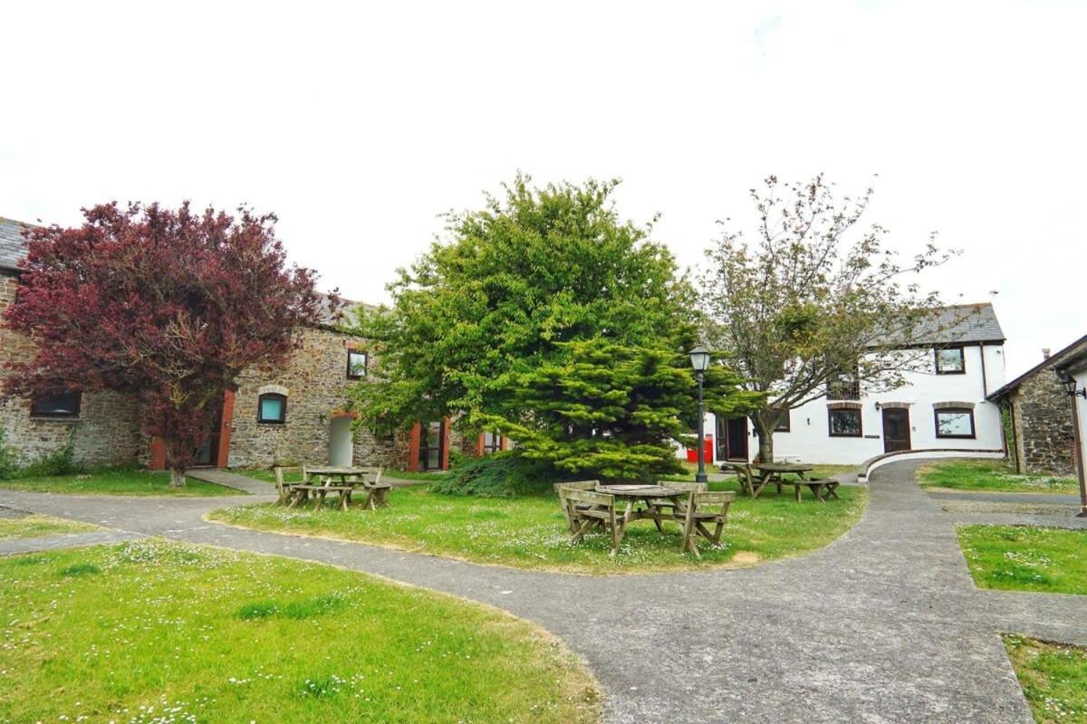 Charming 2 Bedroom Coastal Cottage Nr Bude Bagian luar foto