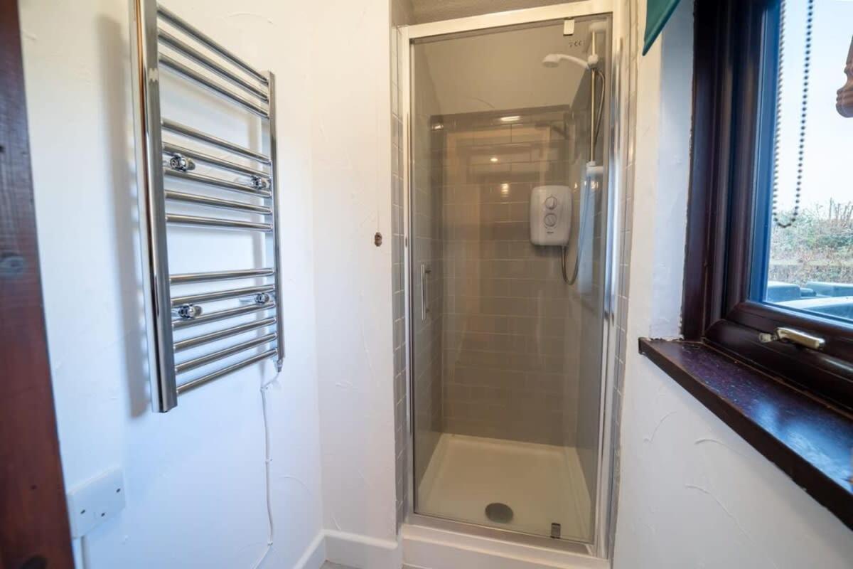 Charming 2 Bedroom Coastal Cottage Nr Bude Bagian luar foto
